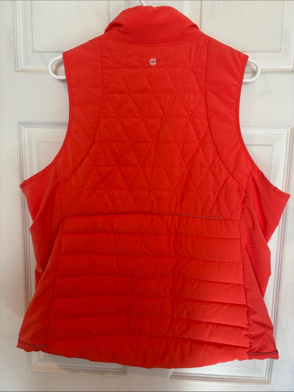 Tangerine Size XXL Quilted Puffer Vest in Vibrant Orange-Red - Picture 7 of 12